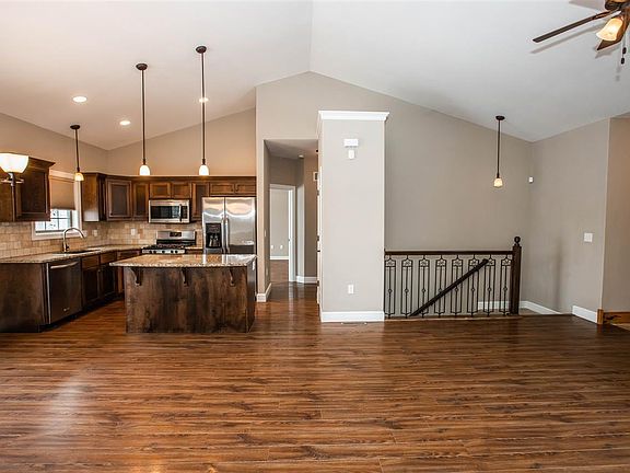 5th image of 2229 Buckner Dr