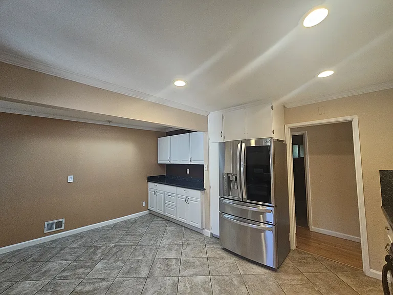 1137 W Knickerbocker Dr — Photo 16