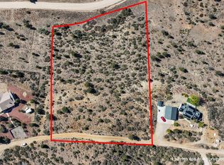 17581 S Pinon Ln, Peeples Valley, AZ 86332