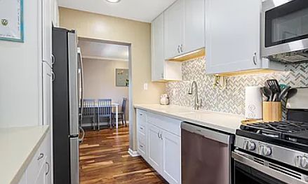5th image of 12722 Short St