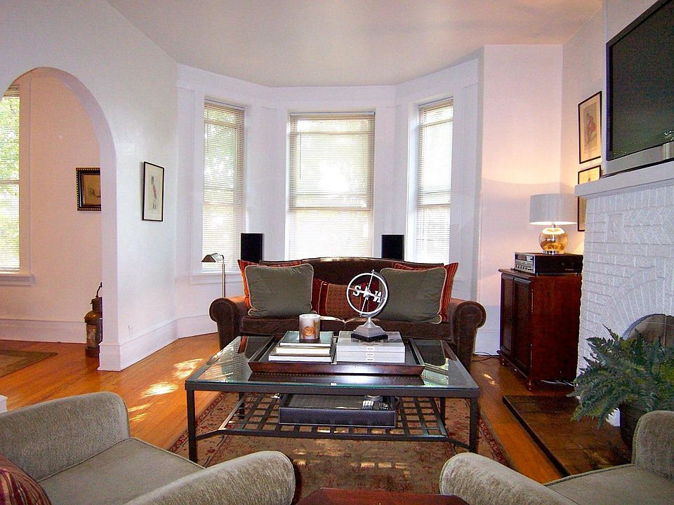1st image of 534 S East Ave
