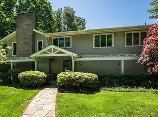 7 Porters Cove Rd, Hingham, MA 02043