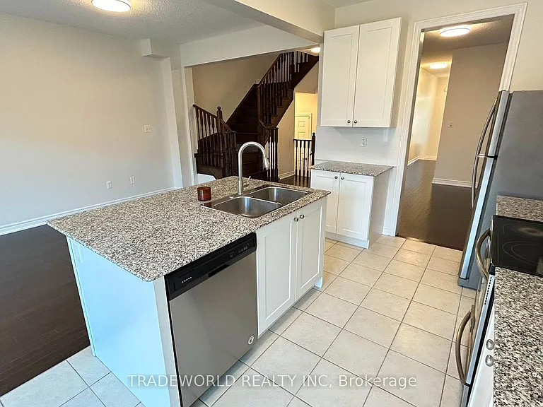 21 Beckett Ave — Photo 8