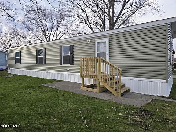 2nd image of 13673 County Rd E #10