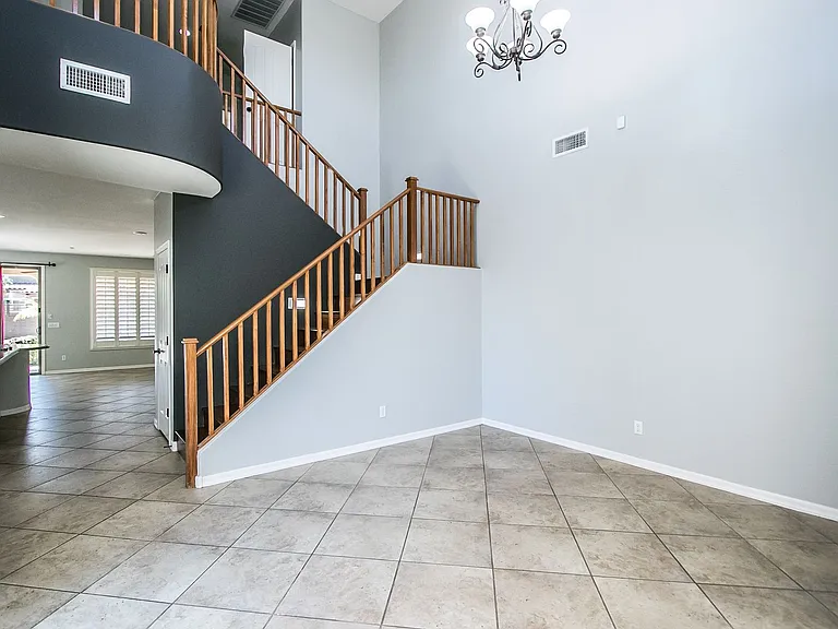 363 W Lantana Pl — Photo 5