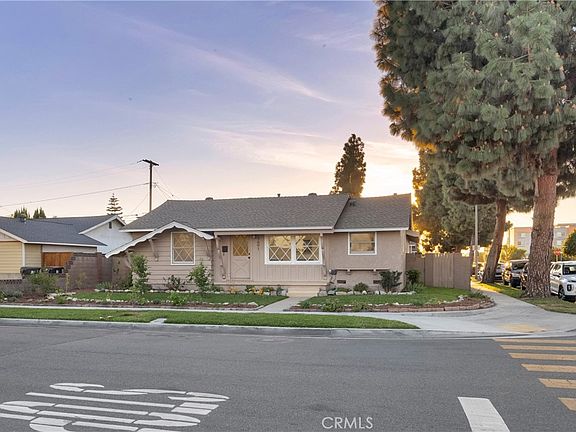 3rd image of 3691 Cortner Ave