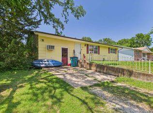 110 McDonald Meadows Pkwy, Bull Shoals, AR 72619