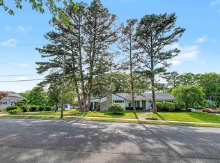 748 Bayview Dr, Absecon, NJ 08201