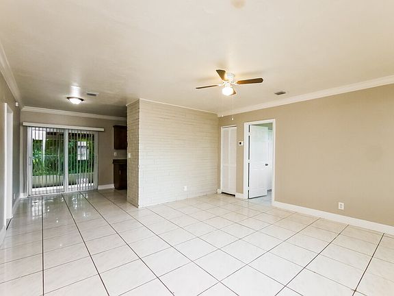 3rd image of 3140 NW 4th Pl