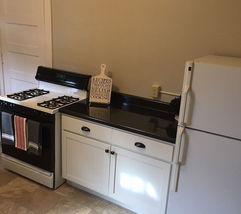 1st image of 3059 N Maryland Ave #9954826F5