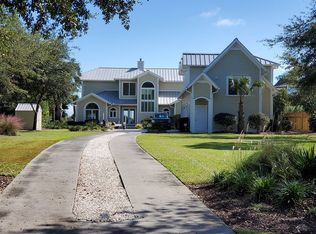 8520 Bald Eagle Ln, Wilmington, NC 28411