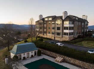 5008 Hunting Hills Sq, Roanoke, VA 24018