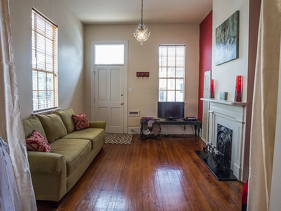 3rd image of 2527 Laurel St