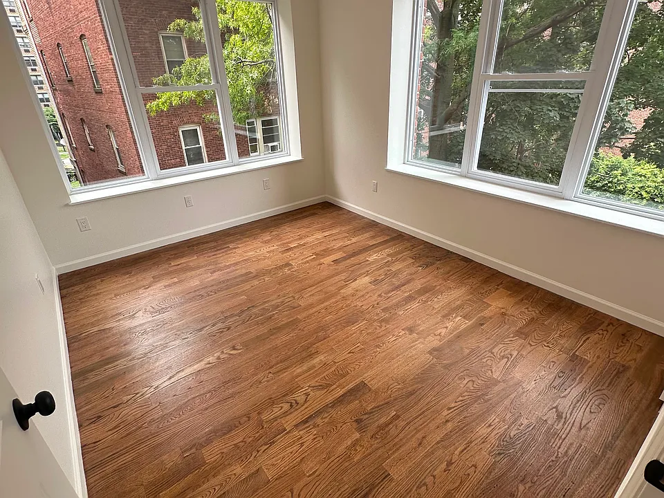 161 Prospect St #2D