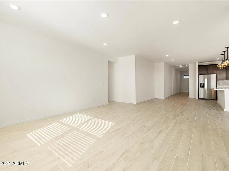 16063 W Desert Spoon Dr — Photo 13