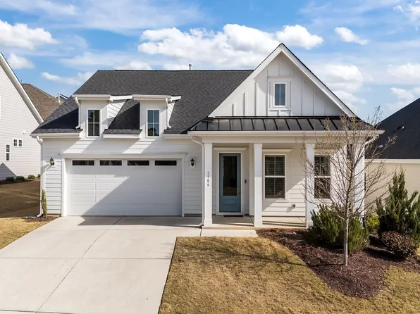 1106 Hodgson Ln, Fuquay Varina, NC 27526