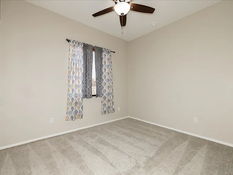 8721 E Perry Park Cir — Photo 24