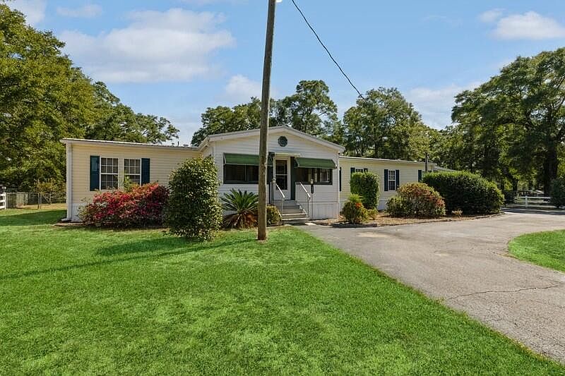 4773 Galliver Cuto, Holt, FL 32564 Zillow