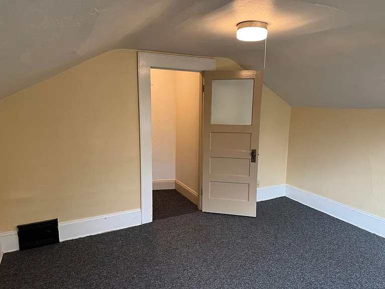 1418 Olive St #B — Photo 16