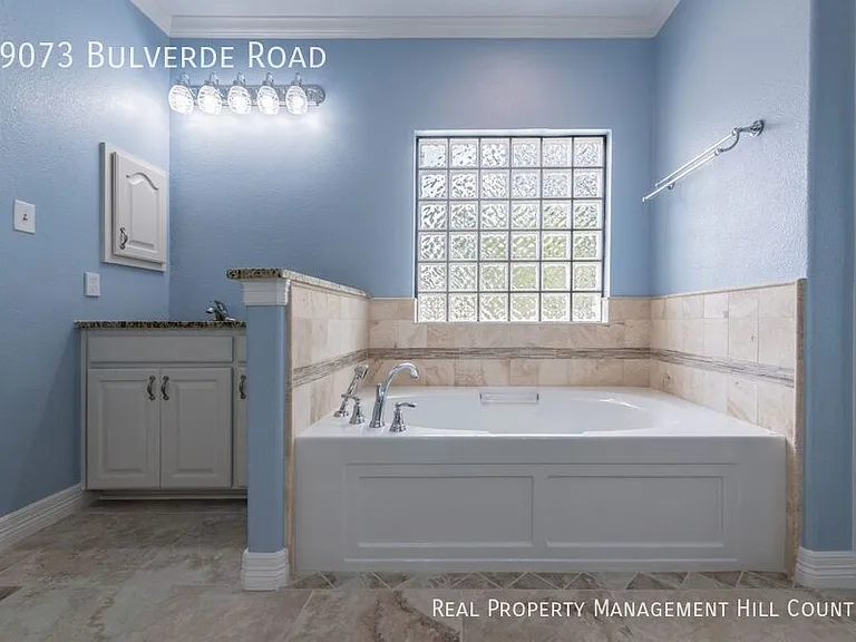29073 Bulverde Rd — Photo 19