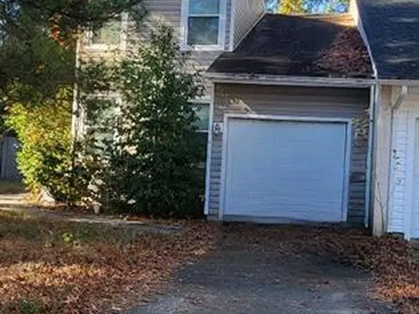 611 Pine Bnd, Chesapeake, VA 23320