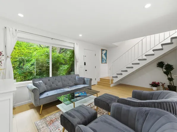 1411 Casa Buena Drive #46, Corte Madera, CA 94925