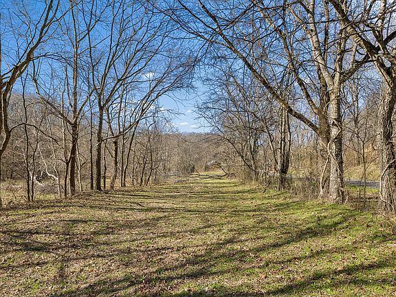 5th image of 4 Enterprise Rd