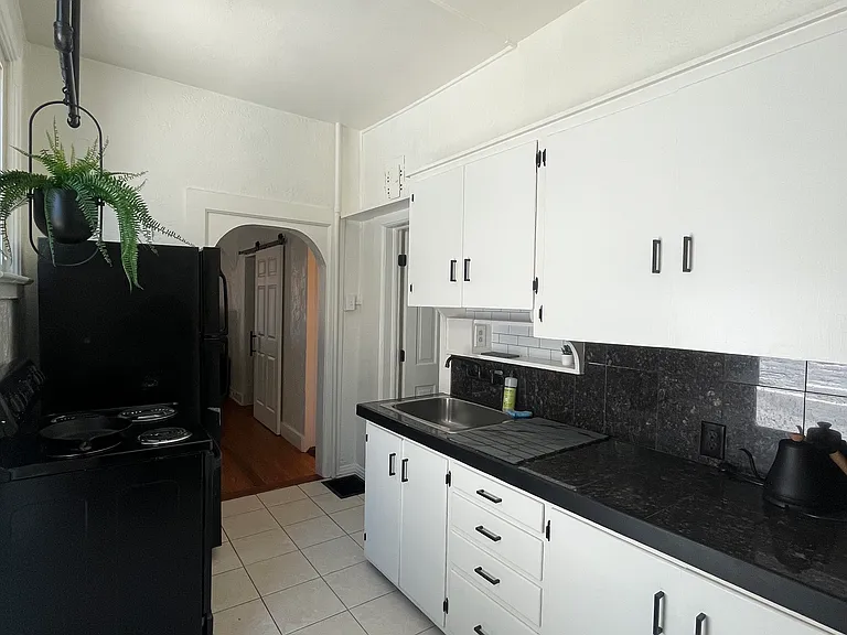 25 S Grant St #1 — Photo 11