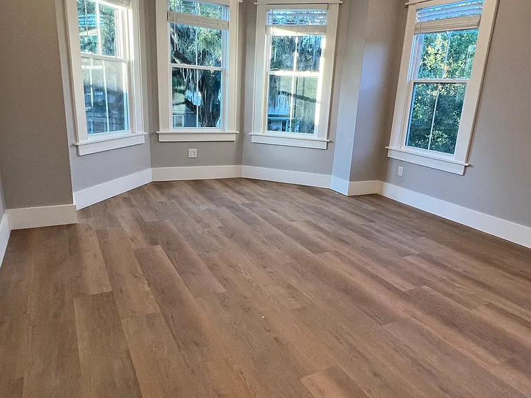825 E Duffy St — Photo 15
