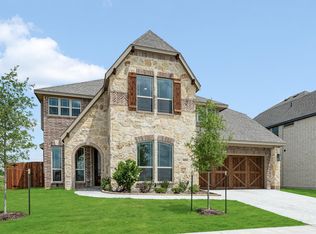 925 Cannes Dr, Red Oak, TX 75154