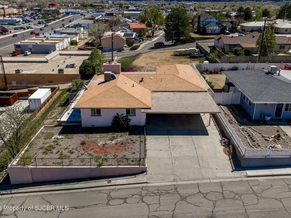 1702 N Carlton Ave, Farmington, NM 87401