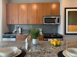 1 W Grand Ave #2602, Chicago, IL 60654