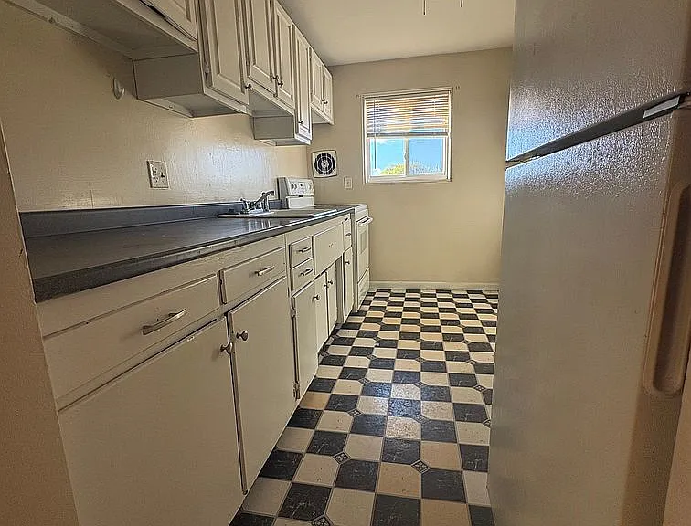 14 Mount Pleasant St #12 — Photo 6