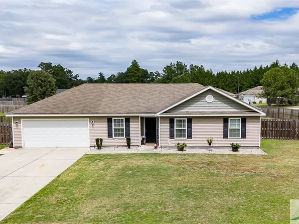 425 Abigail Circle, Ellabell, GA 31308