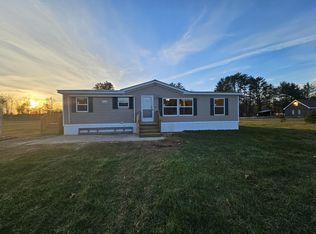 14 Clover Ln, South Paris, ME 04281