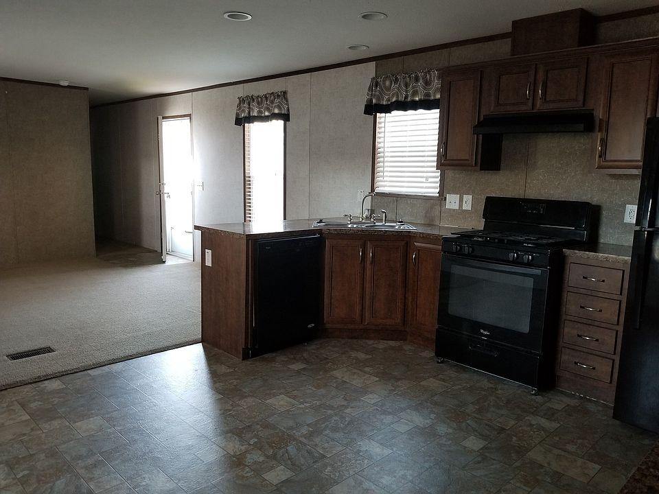 1st image of 4595 Knollwood Dr #64