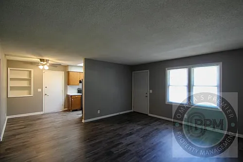 12317 Weir St Photo 1