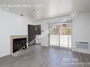 5670 Jackson Dr UNIT 4, La Mesa, CA 91942