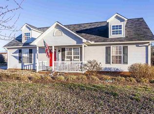 276 Summer Lady Ln, Boiling Springs, SC 29316