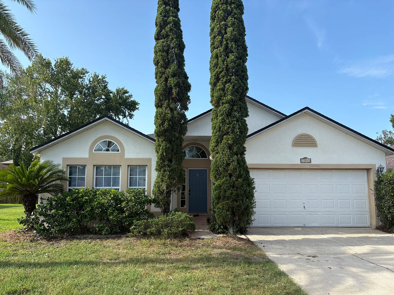 4 bed, 1855 sqft, $2,800 — Photo 2