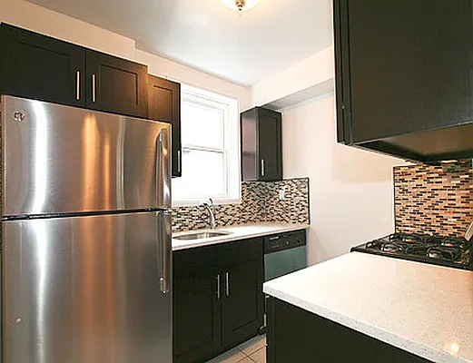 Rented by SW Queens Mezzanine | media 5