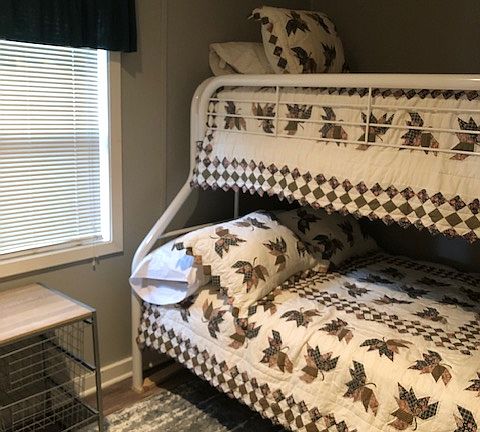 Bedroom #3 (Full Bed + Twin)