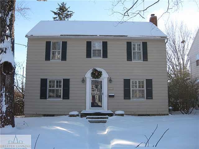 1st image of 820 E Sunset Ln