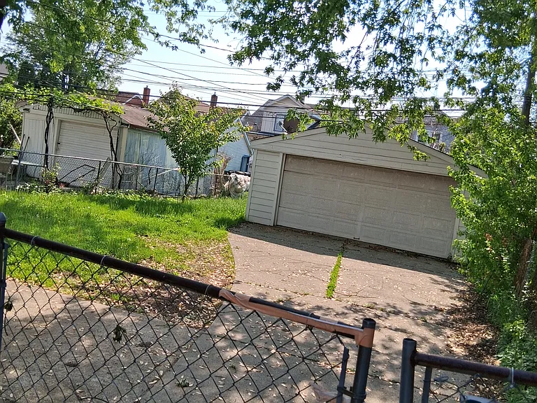 4819 Woodworth St #1 — Photo 2