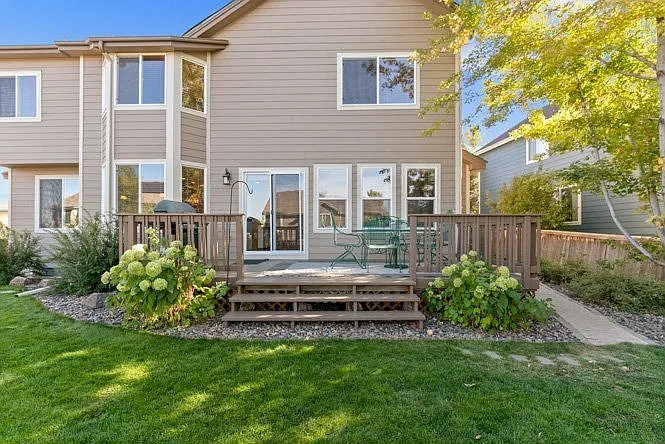 829 Sparrow Hawk Dr — Photo 34
