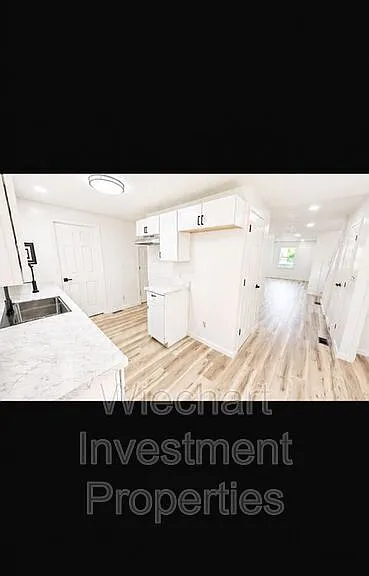 725 W Williams Ave — Photo 9