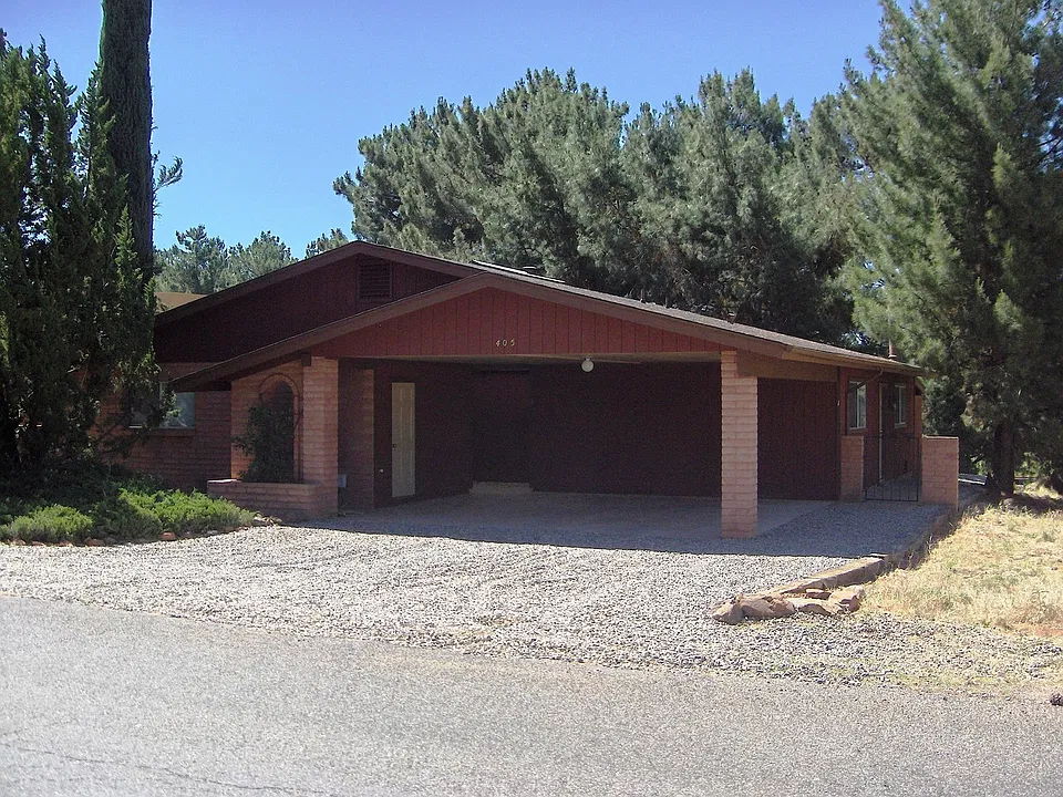 405 Fairway Oaks Dr #2