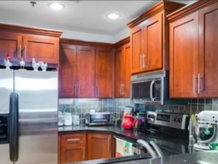 2277 Peachtree Rd NE — Photo 6