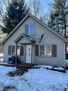 3398 Tower Hill Rd, Houghton Lake, MI, 48629