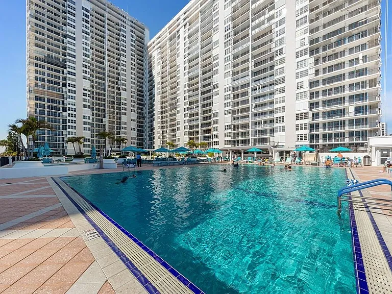 4280 Galt Ocean Dr #29C — Photo 42